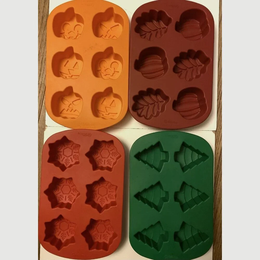 Wilton Silicone Cupcake Cakelet Molds 4 Pans Baking Christmas & Fall Holidays